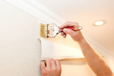 Pose de papier peint à Arry — revêtements muraux et toiles de verre